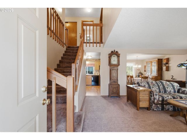 16216 Sw 104TH Ave, Portland, OR 97224