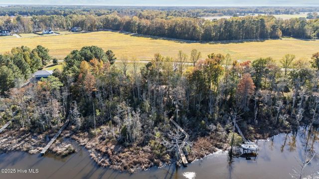 263 Treasure Point Road, Bath, NC 27808