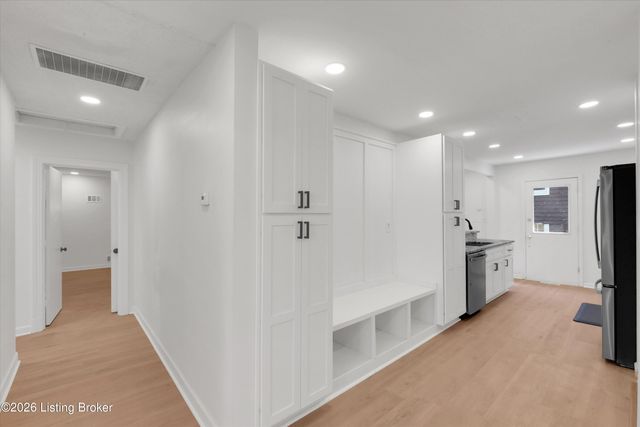 2345 Sycamore Ave, Louisville, KY 40206