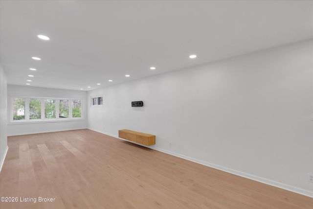 2345 Sycamore Ave, Louisville, KY 40206