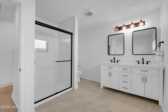 2345 Sycamore Ave, Louisville, KY 40206