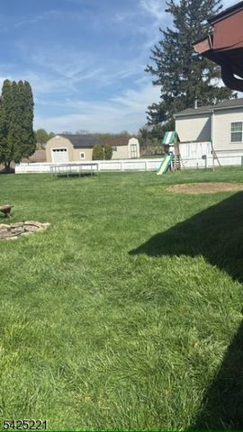 1777 Springtown Rd, Alpha Boro, NJ 08865