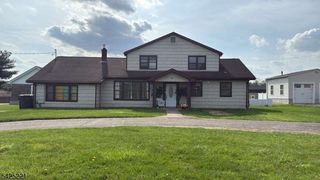 1777 Springtown Rd, Alpha Boro, NJ 08865