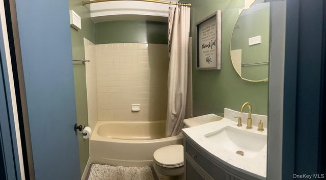 590 Haig Street 101, Baldwin, NY 11510