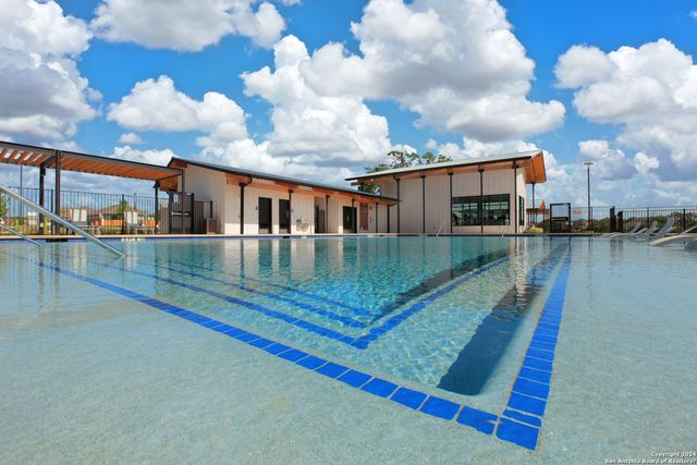 1832 Weinnacht, New Braunfels, TX 78132