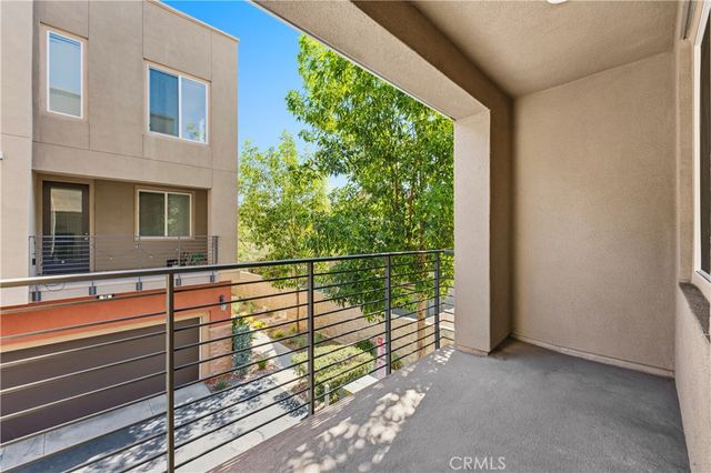 422 W Route 66 83, Glendora, CA 91740