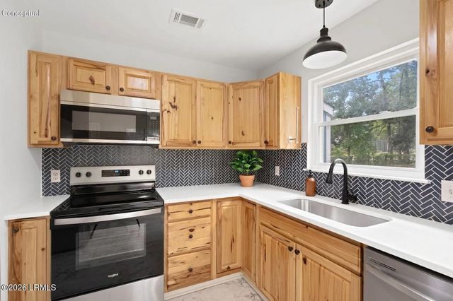 3098 Clydesdale Circle, Beaufort, SC 29906