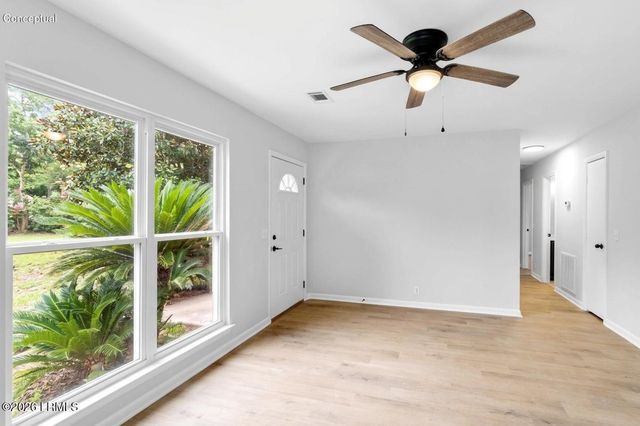 3098 Clydesdale Circle, Beaufort, SC 29906