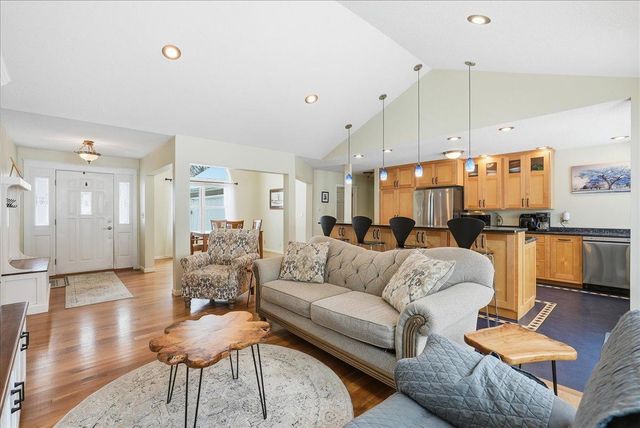 1550 Dutch Heritage Lane, Baldwin, WI 54002