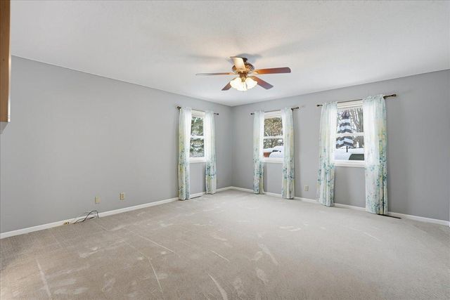 1550 Dutch Heritage Lane, Baldwin, WI 54002