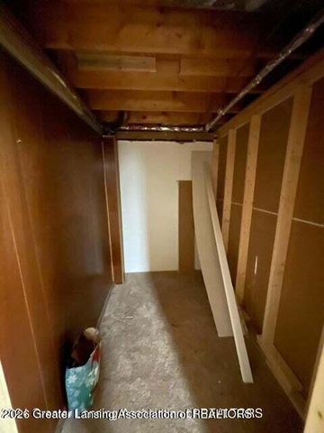 1101 Kendon Drive, Lansing, MI 48910