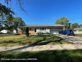 1101 Kendon Drive, Lansing, MI 48910