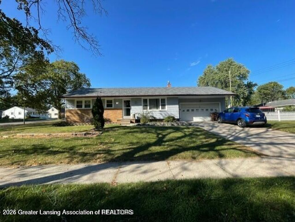 1101 Kendon Drive, Lansing, MI 48910