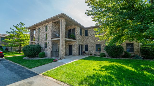 921 Cedar Drive, Crown Point, IN 46307