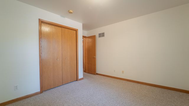 921 Cedar Drive, Crown Point, IN 46307