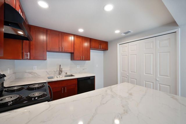 8754 Mellowdawn Way, Orangevale, CA 95662