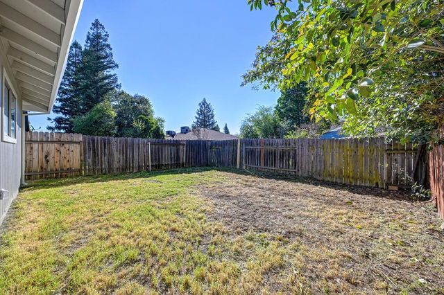 8754 Mellowdawn Way, Orangevale, CA 95662