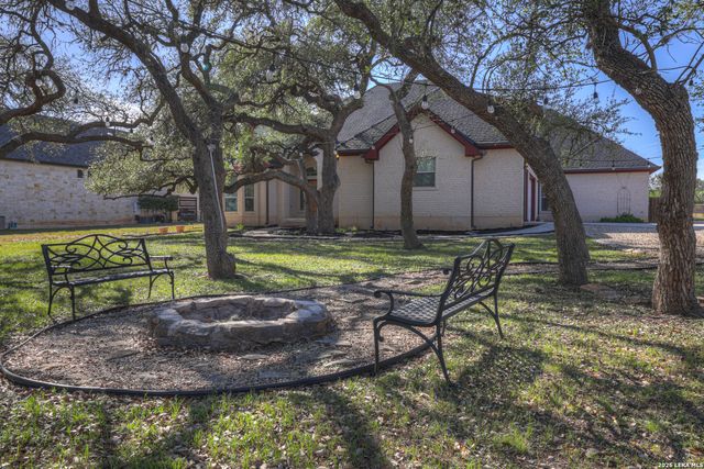 243 APPALACHIAN TRL, New Braunfels, TX 78132