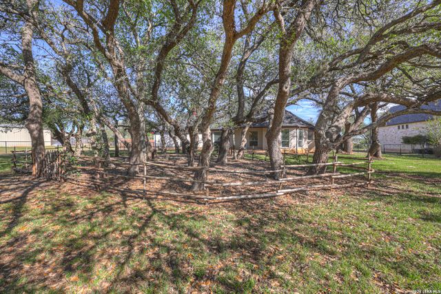 243 APPALACHIAN TRL, New Braunfels, TX 78132
