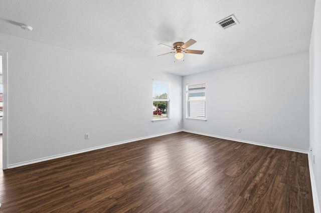 5325 Mathra DR, Del Valle, TX 78617