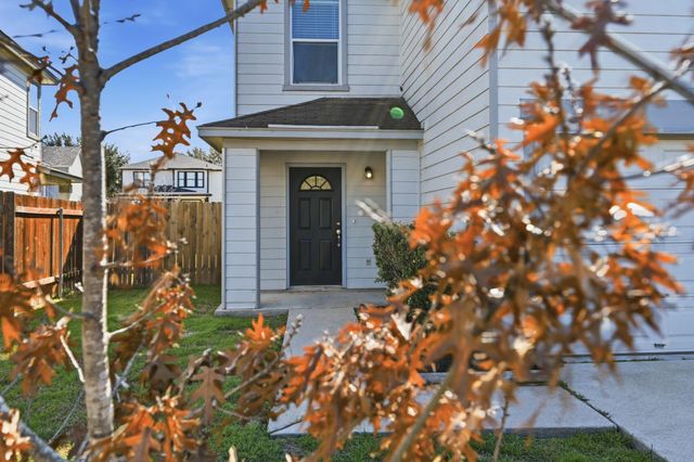 5325 Mathra DR, Del Valle, TX 78617