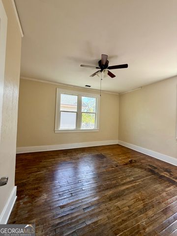 627 W 39th Street, Savannah, GA 31415