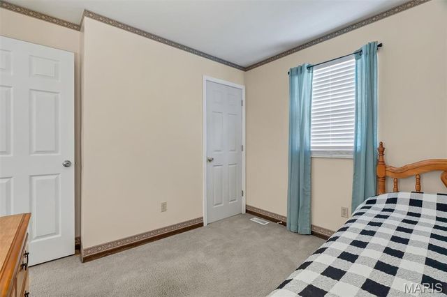 26 Roland Lane, St Peters, MO 63376