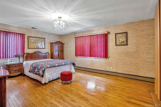 69 Churchill Lane, Smithtown, NY 11787