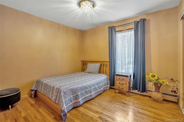 69 Churchill Lane, Smithtown, NY 11787