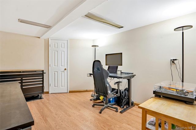 69 Churchill Lane, Smithtown, NY 11787