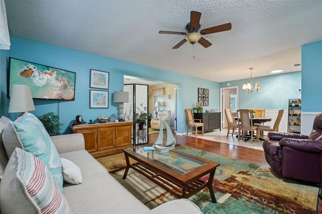 2003 HALIDOM WAY, Sun City Center, FL 33573