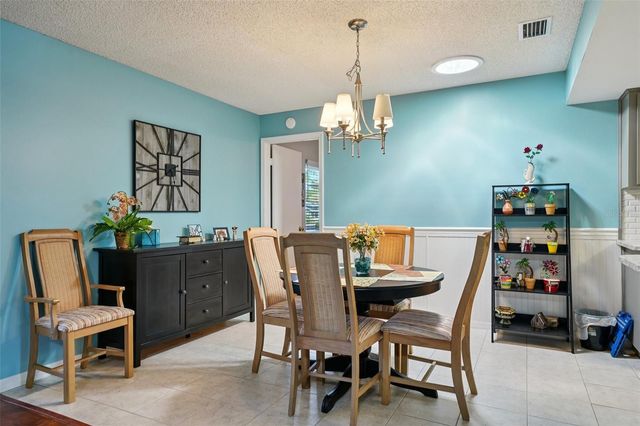 2003 HALIDOM WAY, Sun City Center, FL 33573