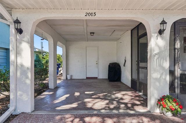 2003 HALIDOM WAY, Sun City Center, FL 33573