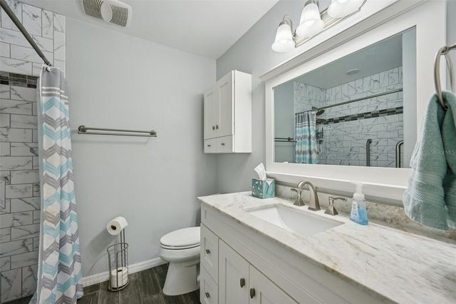 2003 HALIDOM WAY, Sun City Center, FL 33573