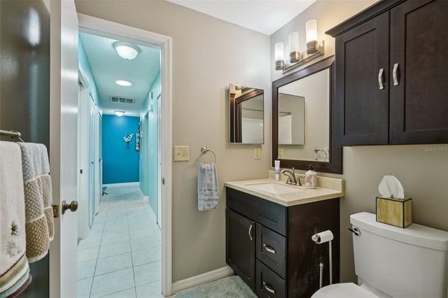 2003 HALIDOM WAY, Sun City Center, FL 33573