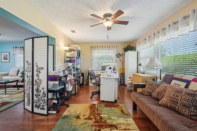 2003 HALIDOM WAY, Sun City Center, FL 33573