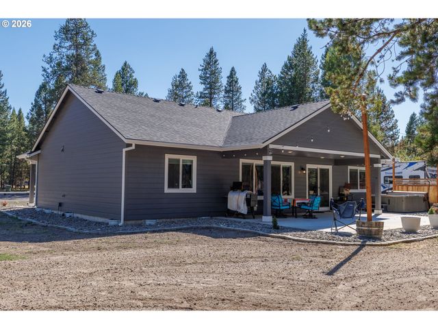 17450 MEADOW Way, Bend, OR 97707