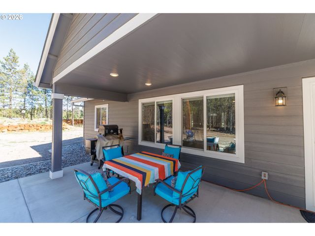 17450 MEADOW Way, Bend, OR 97707