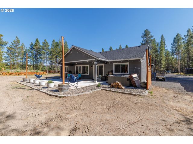 17450 MEADOW Way, Bend, OR 97707