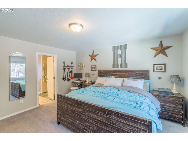 17450 MEADOW Way, Bend, OR 97707