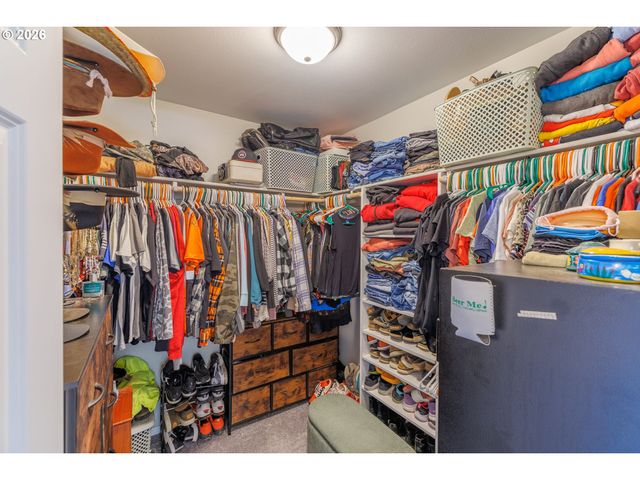 17450 MEADOW Way, Bend, OR 97707