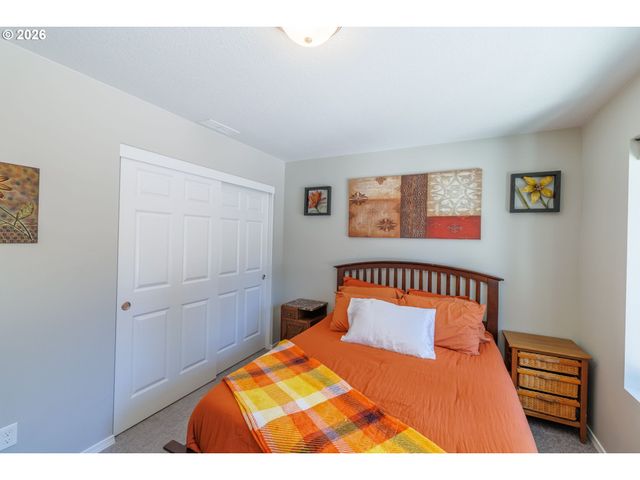 17450 MEADOW Way, Bend, OR 97707