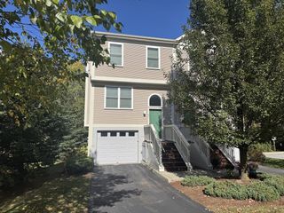 61 Finch Court, South Burlington, VT 05403
