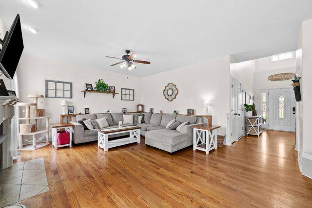 3389 Franklin Meadows Way, Clarksville, TN 37042