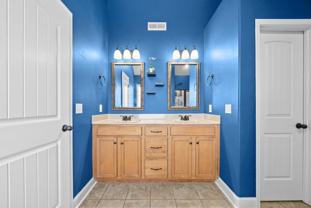 3389 Franklin Meadows Way, Clarksville, TN 37042