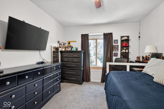 9209 Sea Pine Lane, Indianapolis, IN 46250