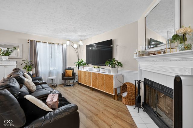 9209 Sea Pine Lane, Indianapolis, IN 46250