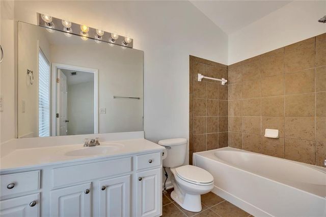 221 Balaban Circle, Woodstock, GA 30188