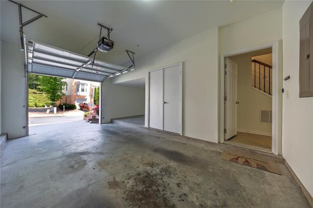 221 Balaban Circle, Woodstock, GA 30188