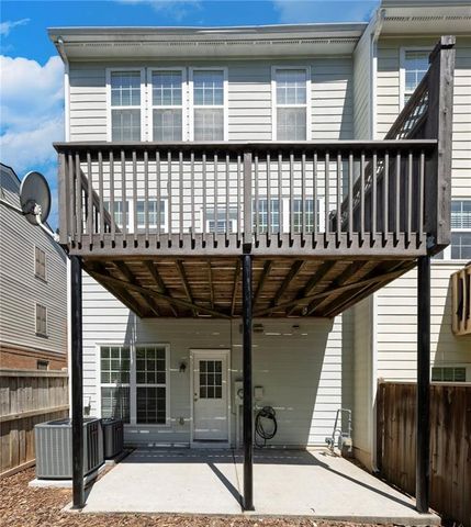 221 Balaban Circle, Woodstock, GA 30188